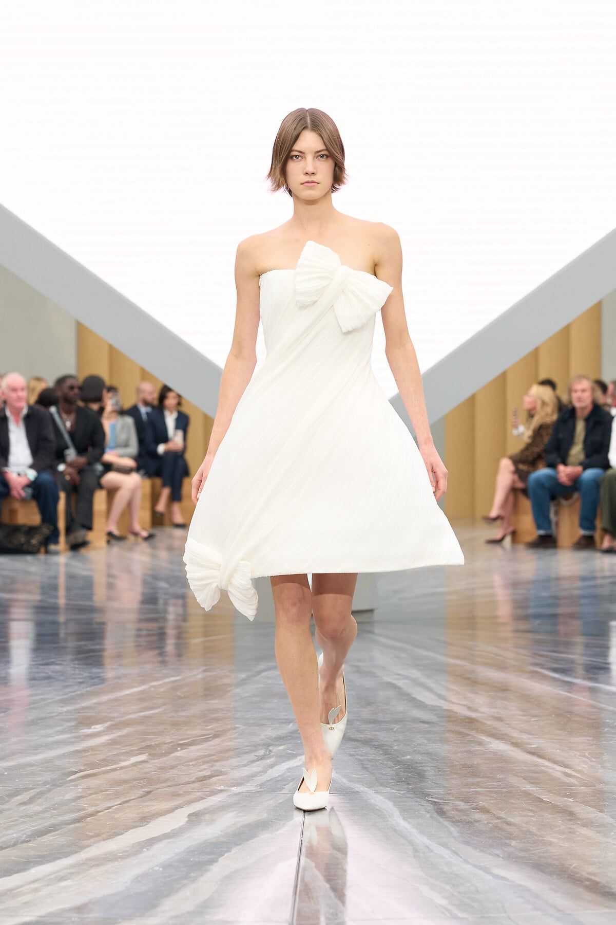 DIOR | 2026年春夏 プレタポルテ コレクションショー - ウィメンズ