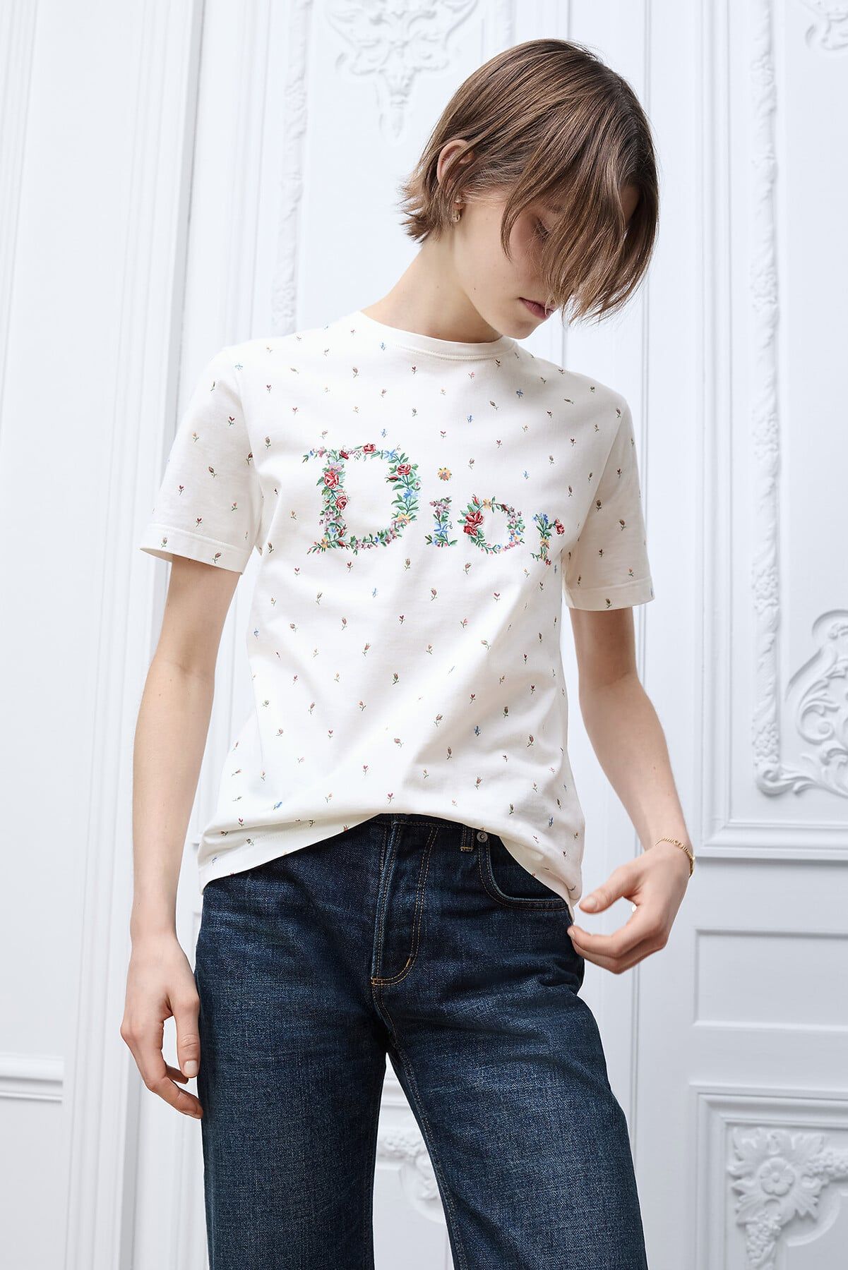 DIOR | Tシャツ|ウィメンズ｜ディオール公式オンラインブティック