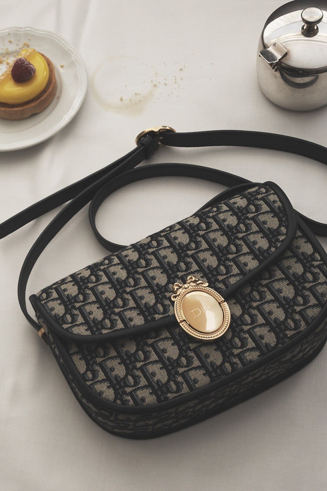DIOR | すべてのバッグ| ウィメンズファッション| ディオール公式