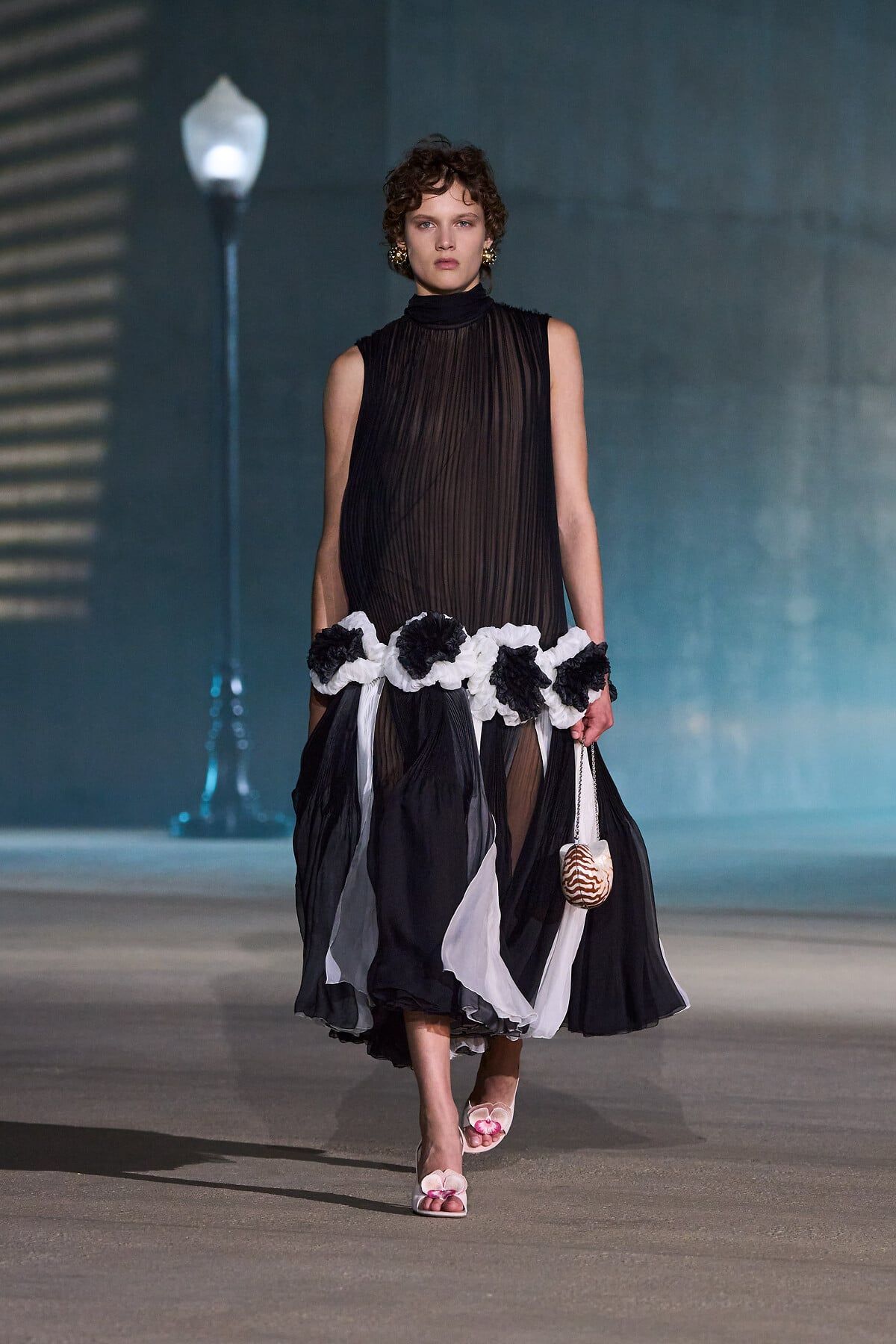 【新品・未開封】Dior DIOR | Cruise 2027 Show - ウィメンズファッション - Fashion