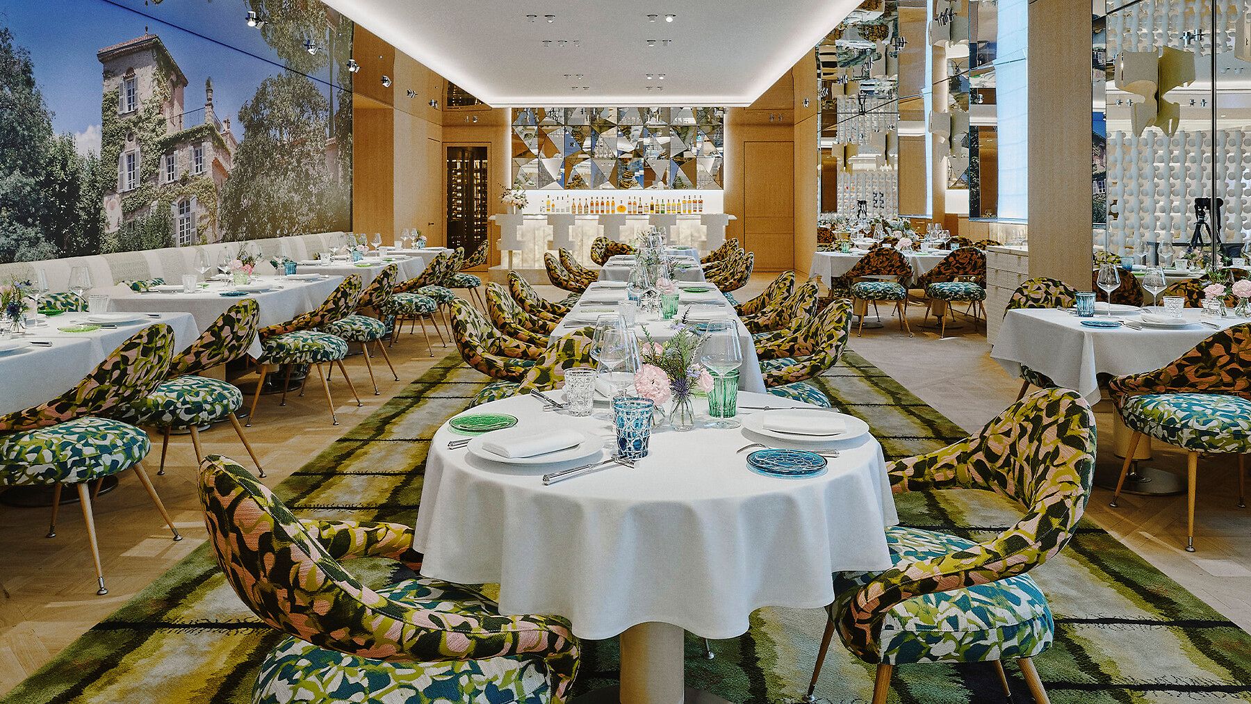 DIOR | monsieur-dior-osaka-restaurant - Boutique - Fashion 