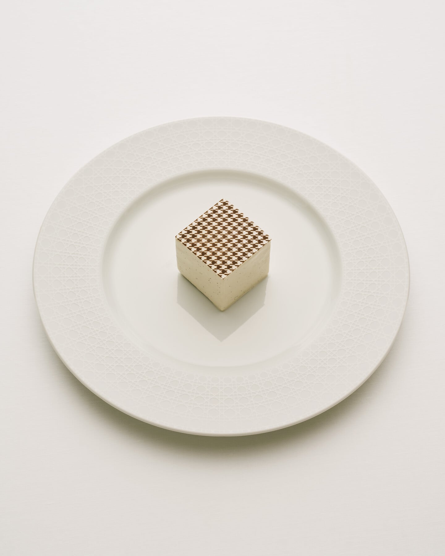 DIOR | monsieur-dior-osaka-restaurant - Boutique - Fashion