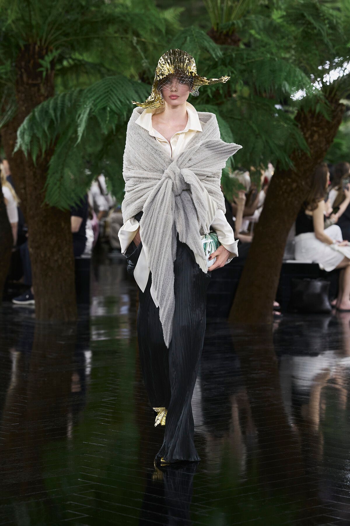 Fall Winter 2026-2027 Haute Couture Show - womens-fashion