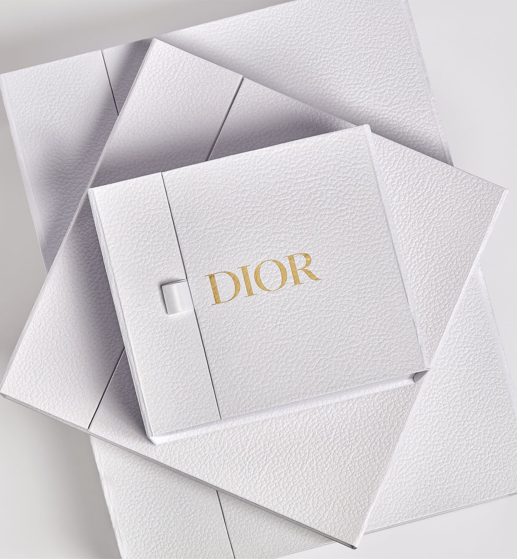 DIOR | アート オブ ギフティング|ギフト｜ディオール公式オンライン