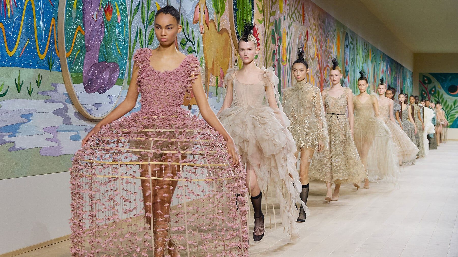 DIOR | 2025年春夏 オートクチュール ショー - ウィメンズファッション