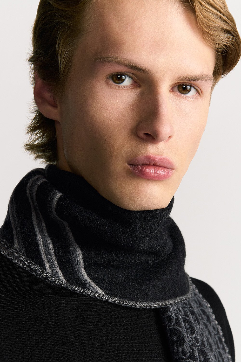 Dior Oblique 스카프 블랙 & 그레이 울 