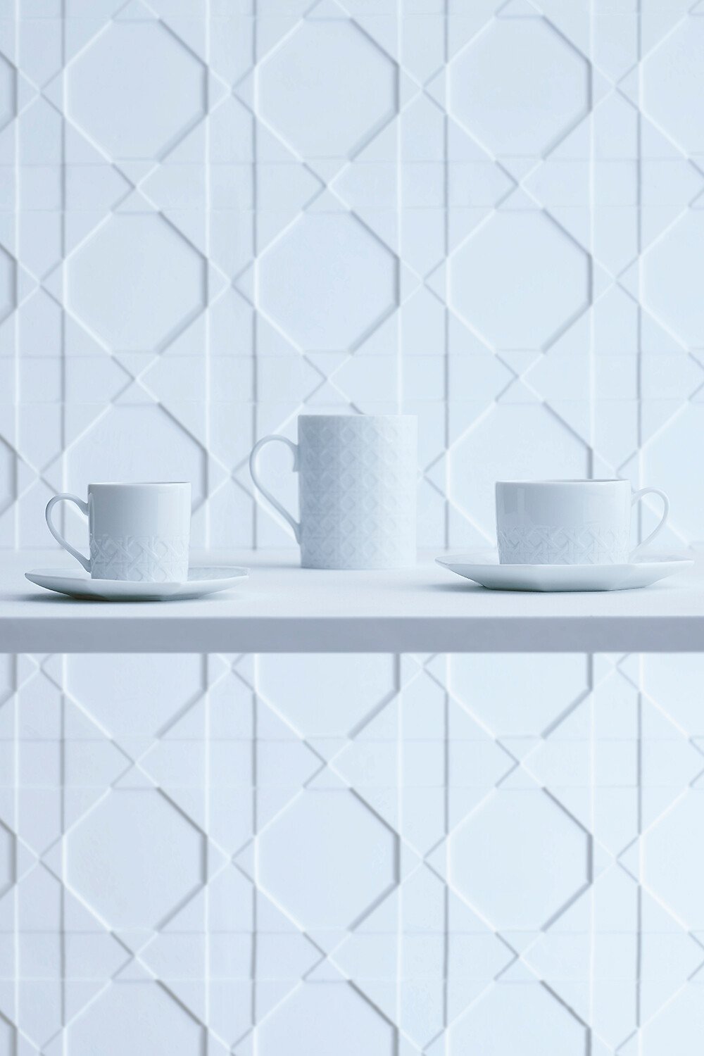 Teacup aria_woman_viewcode_e01