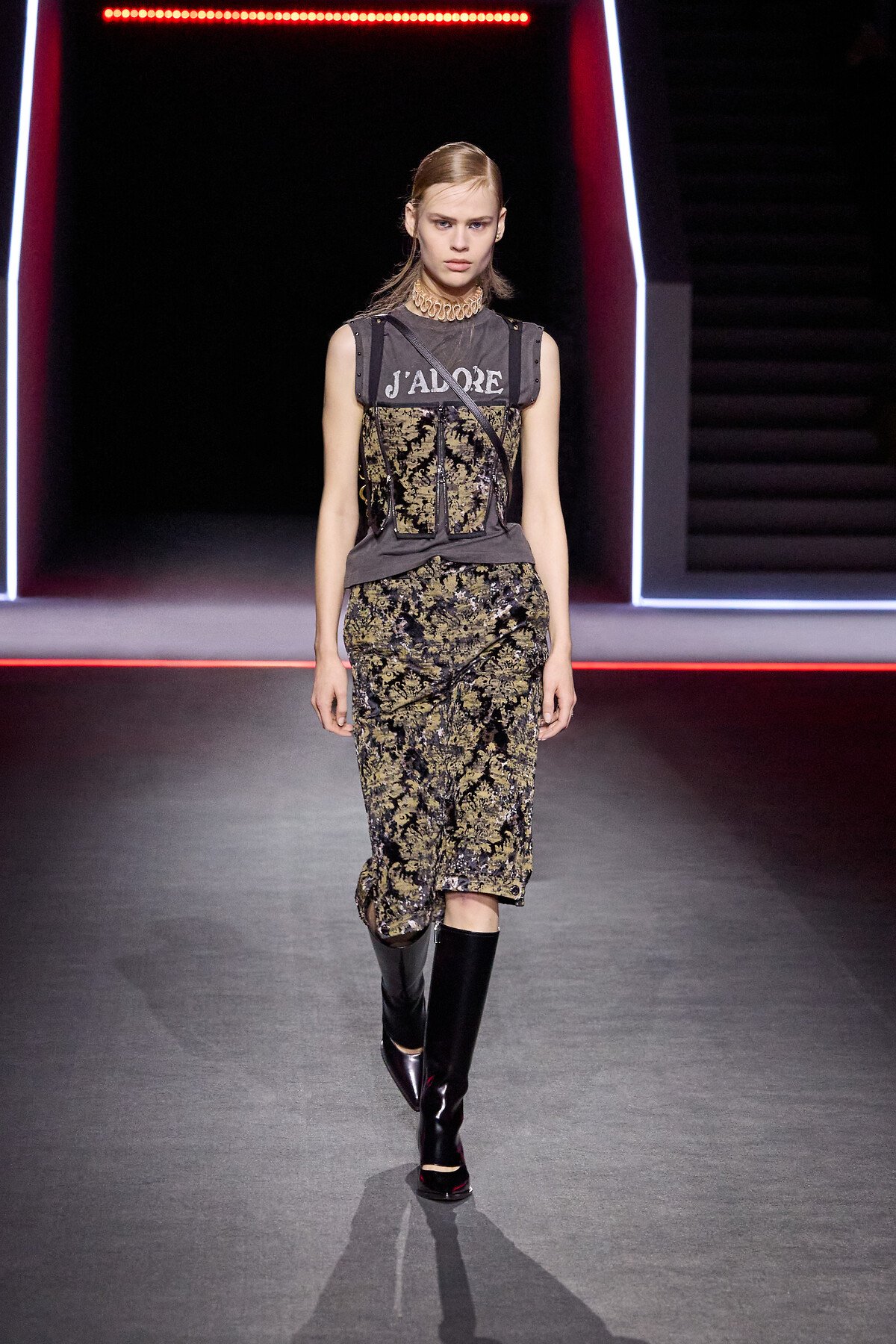 DIOR sfilata ready-to-wear Autunno-Inverno 2025-2026 145 pm 11872 1009 1009988 af8mxaduoi whr