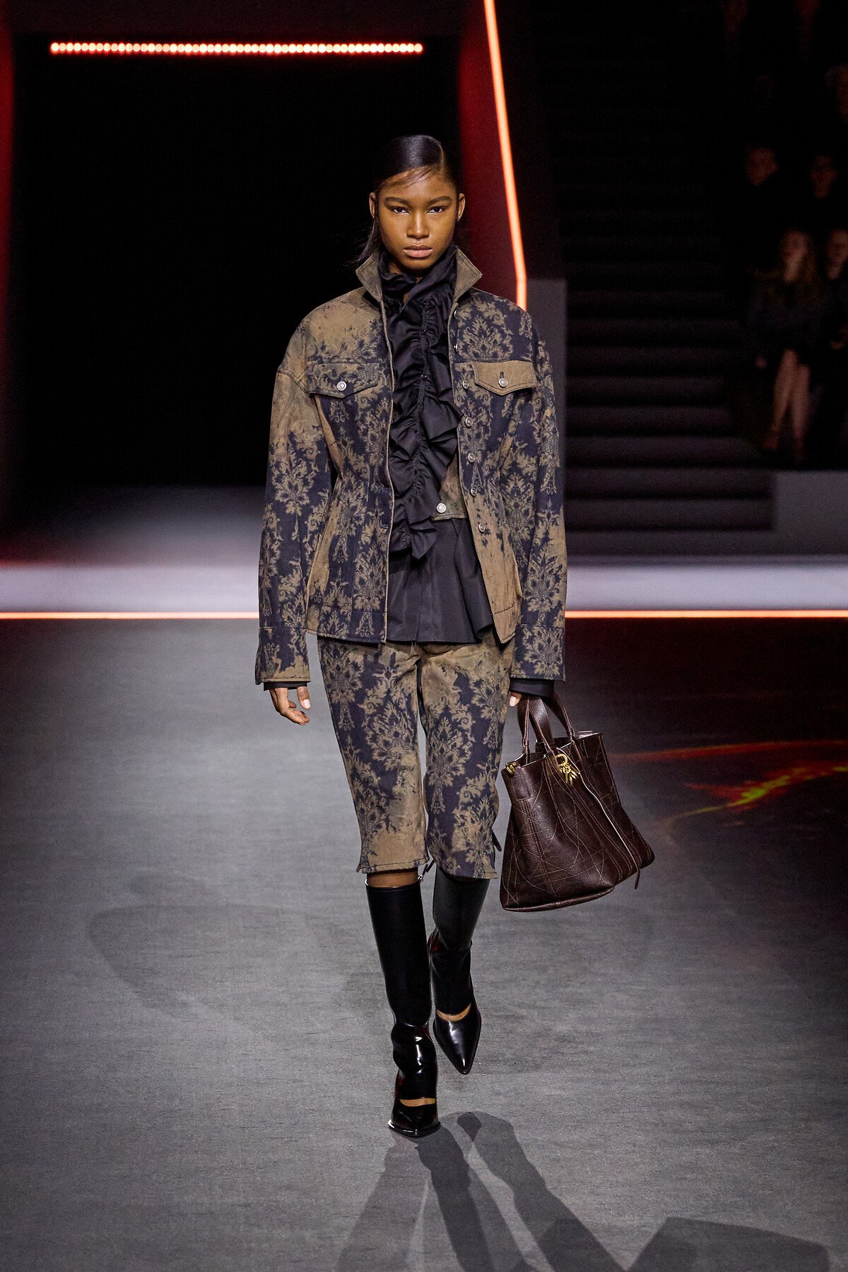 DIOR sfilata ready-to-wear Autunno-Inverno 2025-2026 149 pm 11872 1010 1010000 gkqkk3uwwm whr
