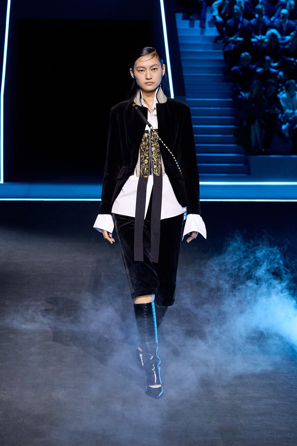 DIOR sfilata ready-to-wear Autunno-Inverno 2025-2026 177 pm 11872 1010 1010087 yeubwqcjws whr