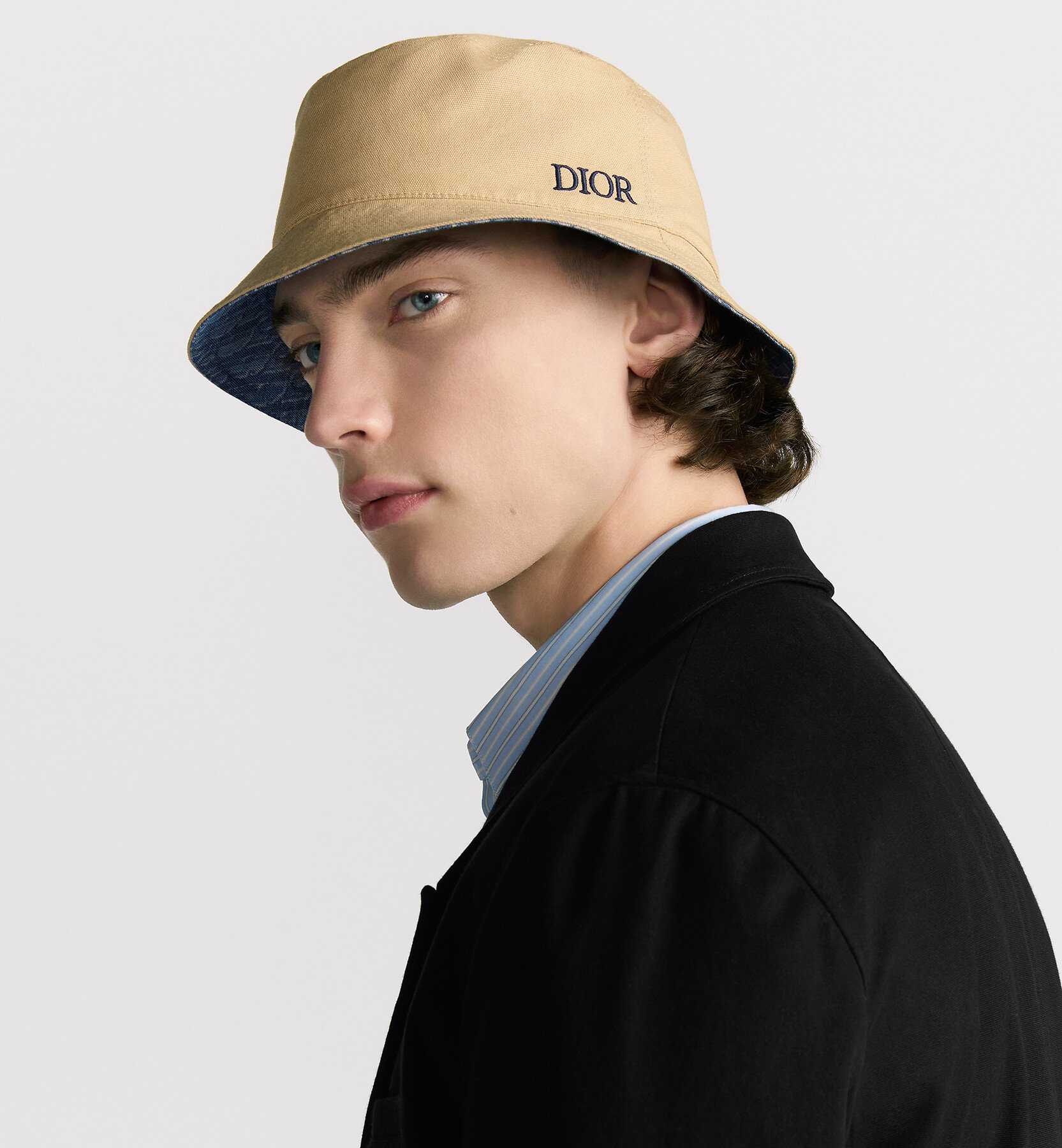 Dior Oblique Reversible Bucket Hat Beige Cotton Canvas and Light Blue Cotton Twill 