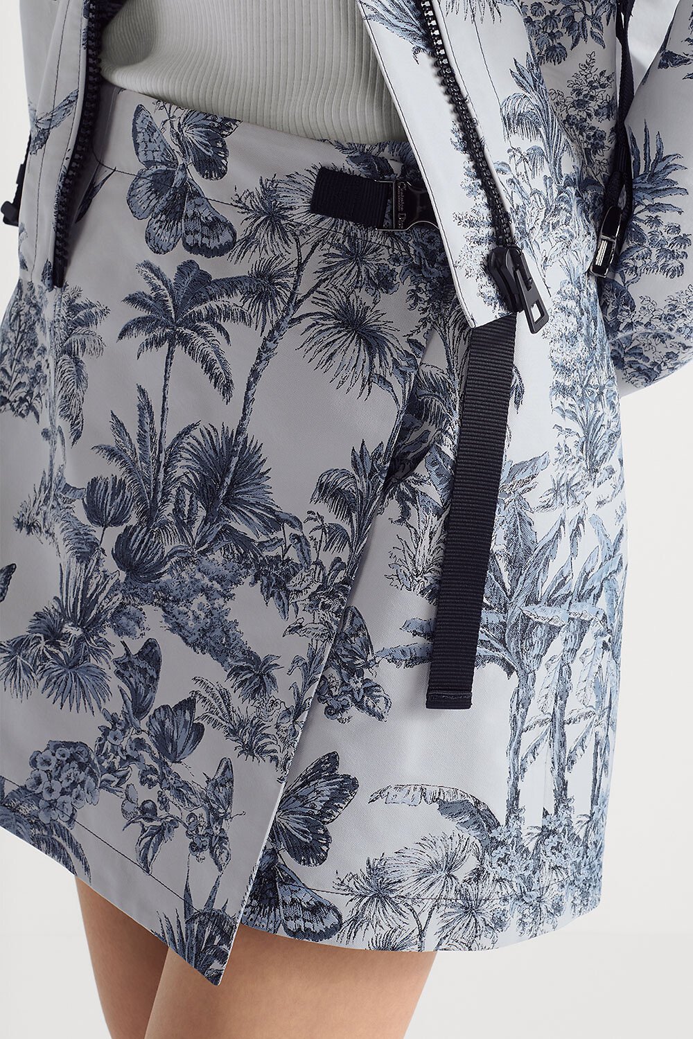 Dioriviera Skort White and Blue Toile de Jouy Palms Jacquard Technical Taffeta 