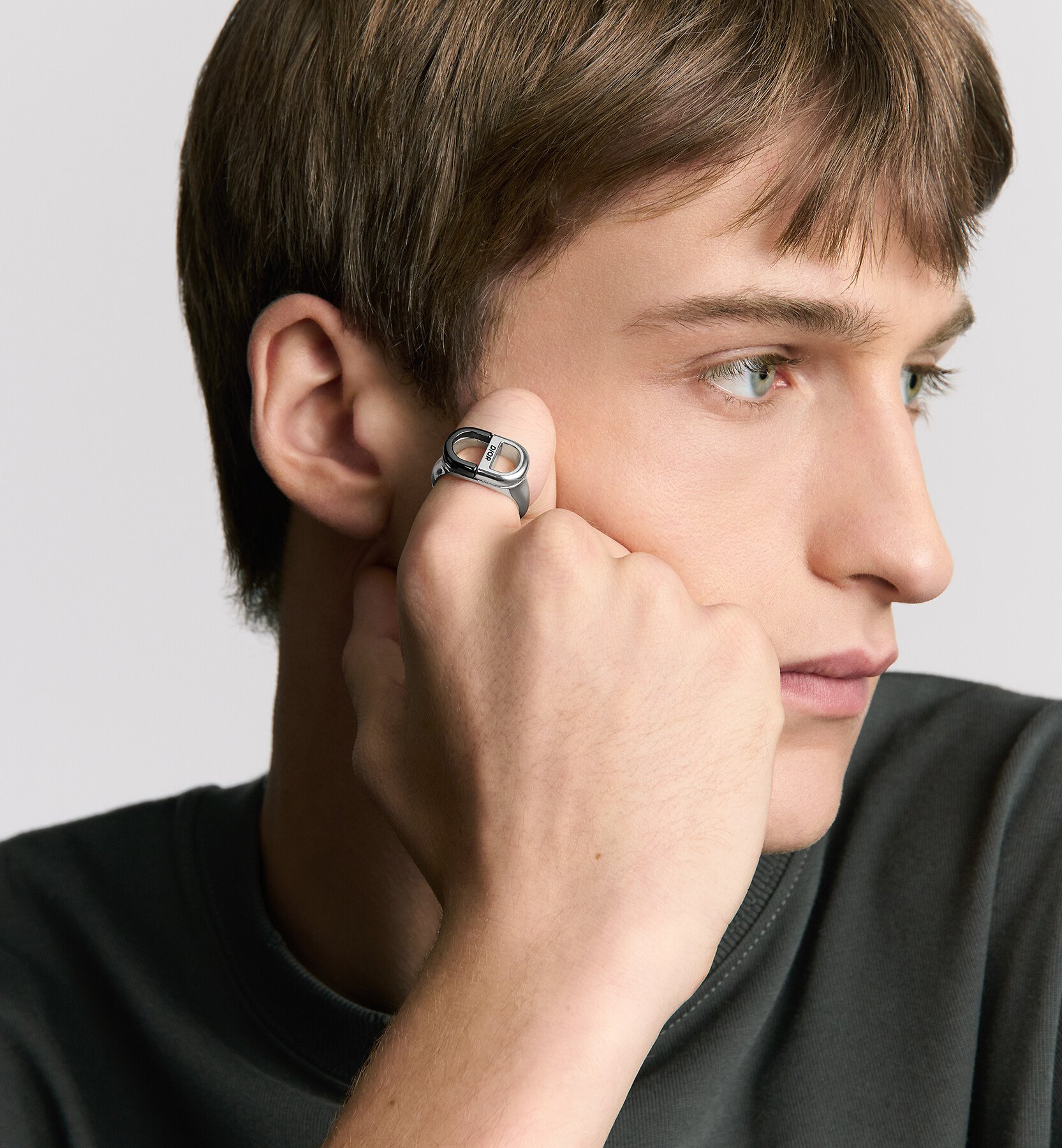 Dior 8 戒指 银质和金属覆层银质 