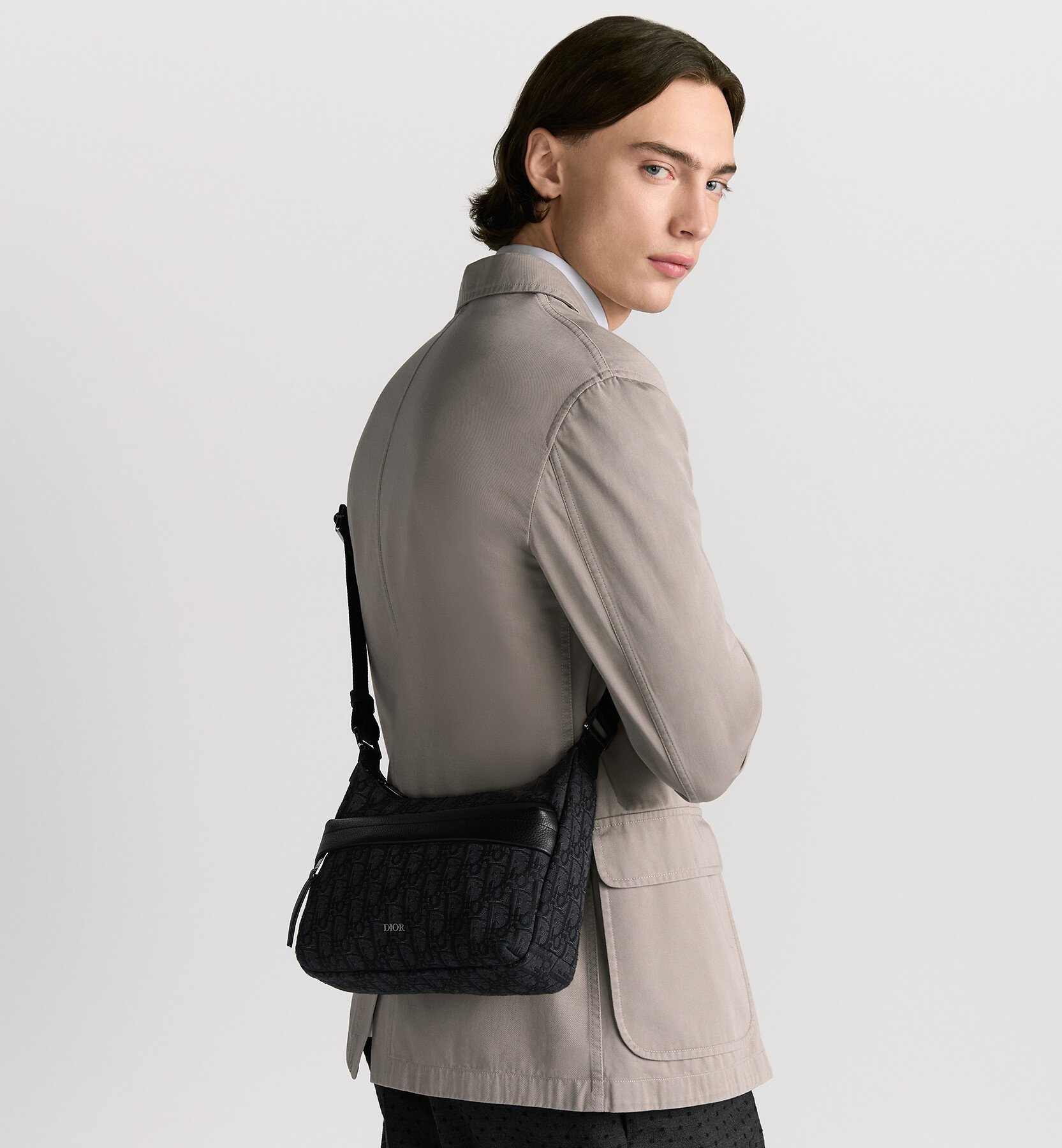 小号 Rider Soft 水饺包 黑色 Oblique 印花面料和黑色粒面牛皮革 