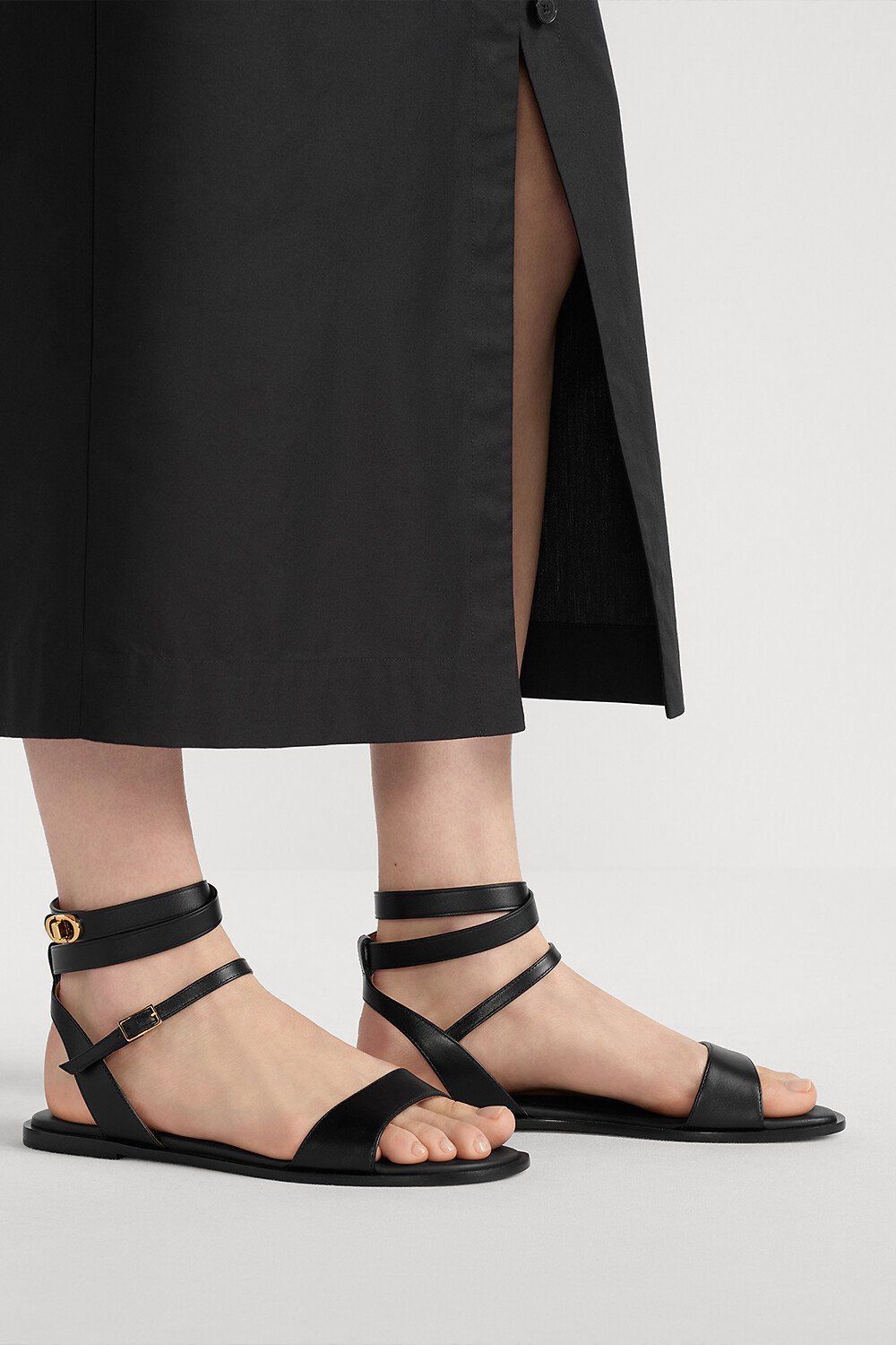 30 Montaigne Sandal Black Calfskin 