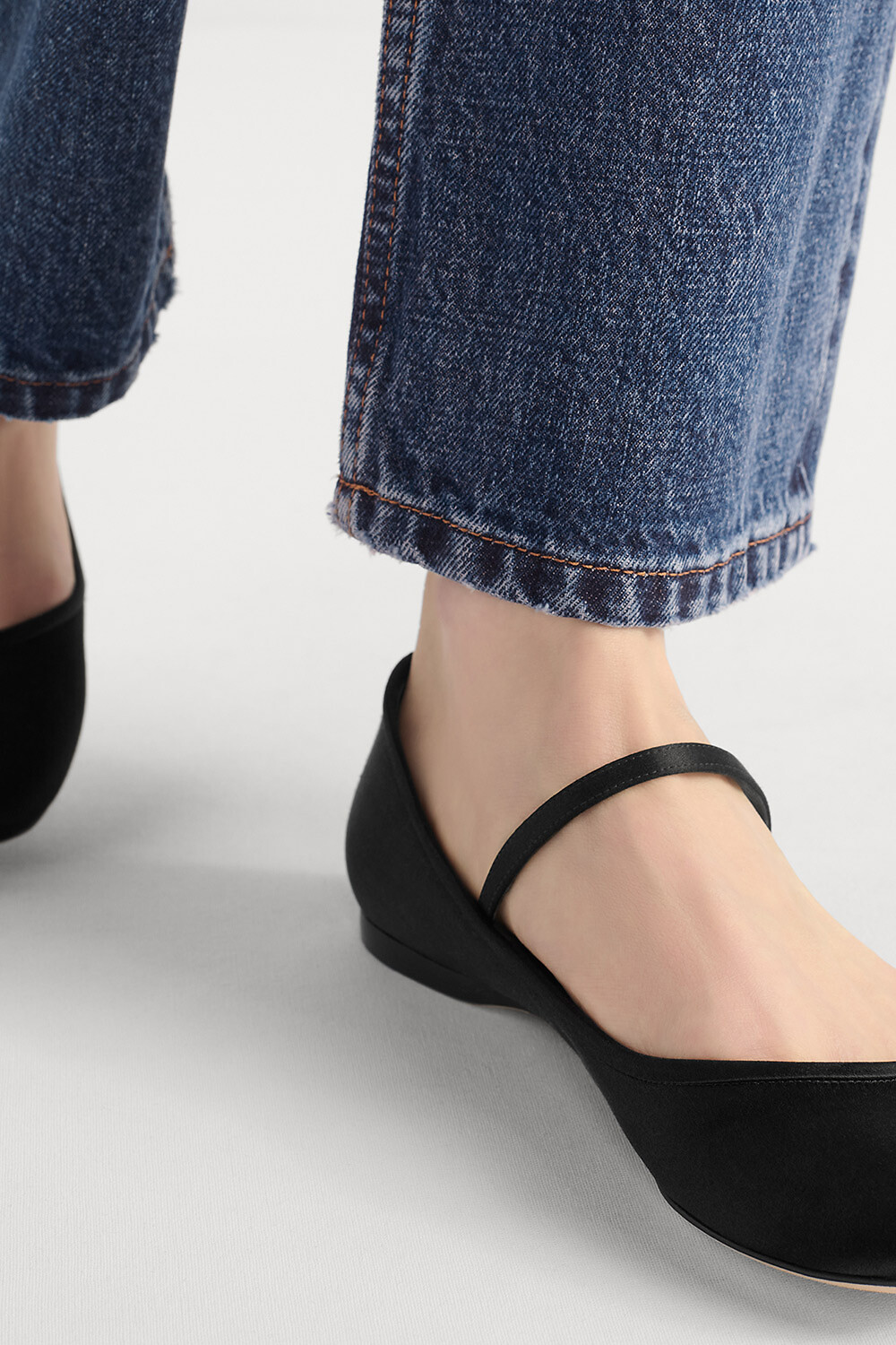 Bailarina Lovely-D Satén negro 