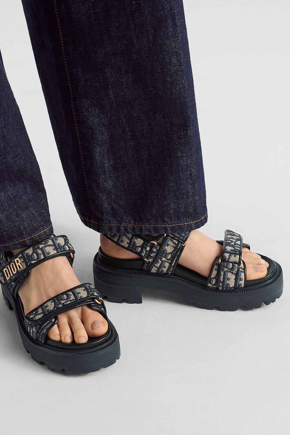 Dioract Platform Sandal Cotton Embroidered with Deep Blue Dior Oblique Motif 