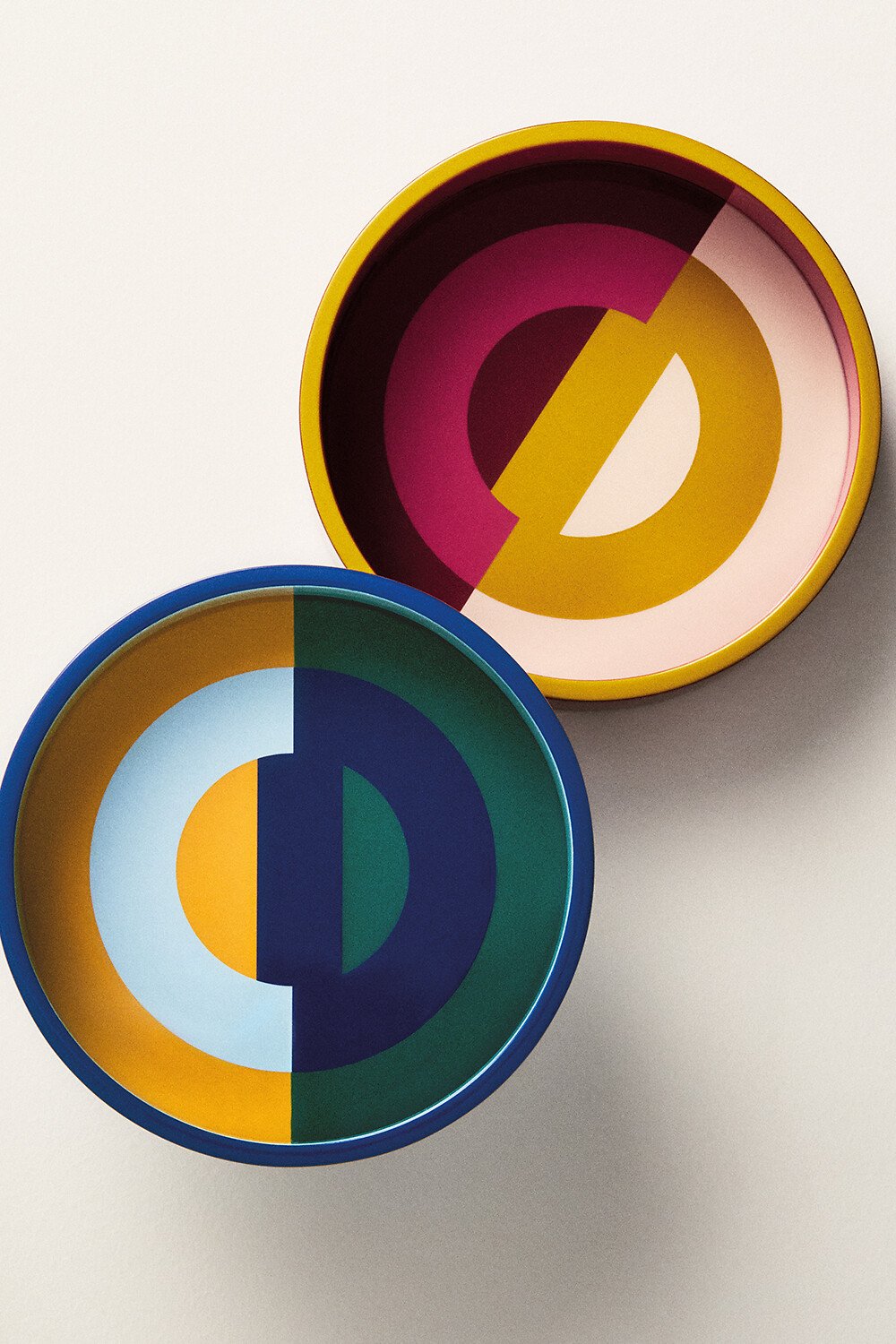 Trinket Tray Lacquered Wood with Pink and Yellow CD Entrelacés Motif 