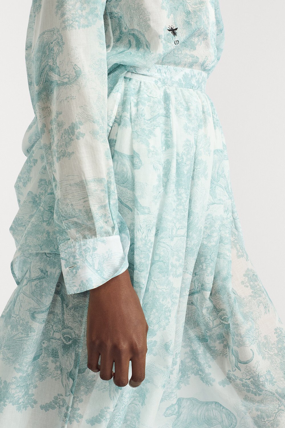 Dioriviera Mid-Length Flared Skirt White Cotton Muslin with Lily of the Valley Green Toile de Jouy Sauvage Motif 