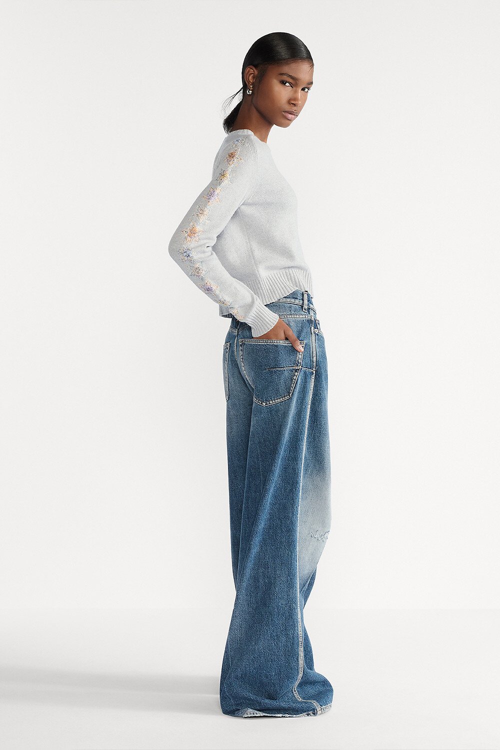 喇叭形牛仔裤 蓝色石洗棉质牛仔布 