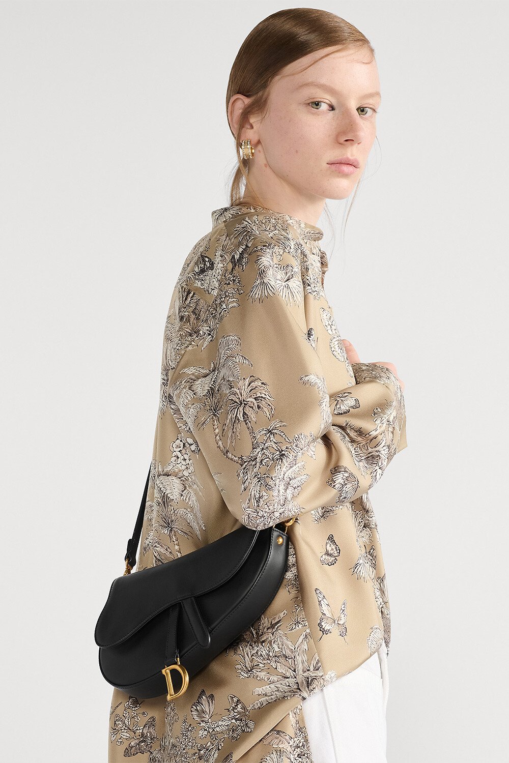 【Dior】Saddle Bag with gold tone hardware【ランク:A】 Designer Saddle Bags | DIOR