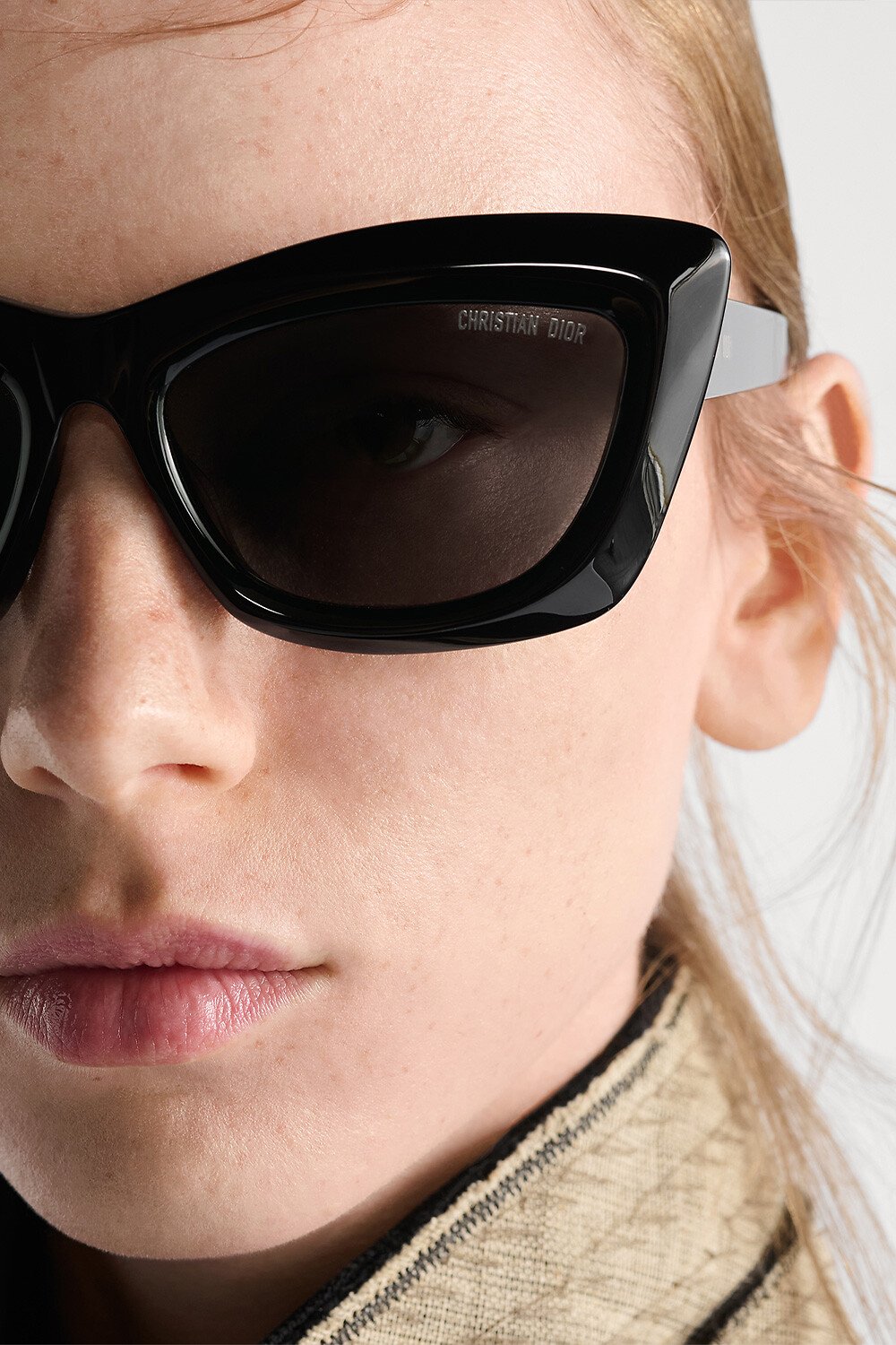 DiorMidnight B3I Butterfly-Sonnenbrille in Schwarz 