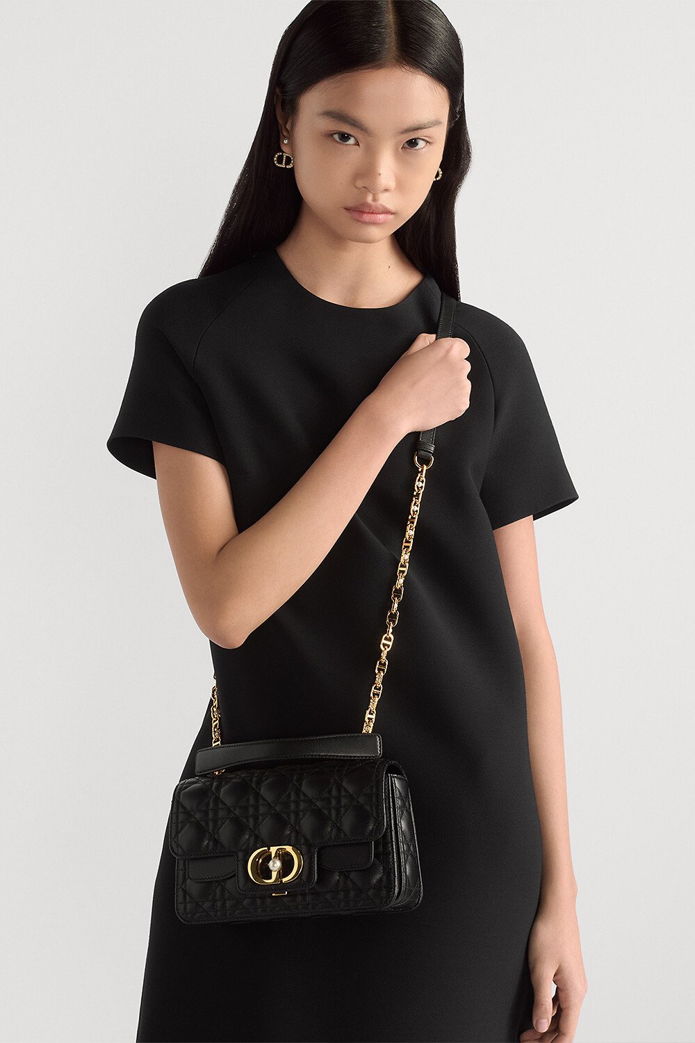ディオール　ショルダーバッグ DIOR | クロスボディ & ショルダーバッグ - ウィメンズ