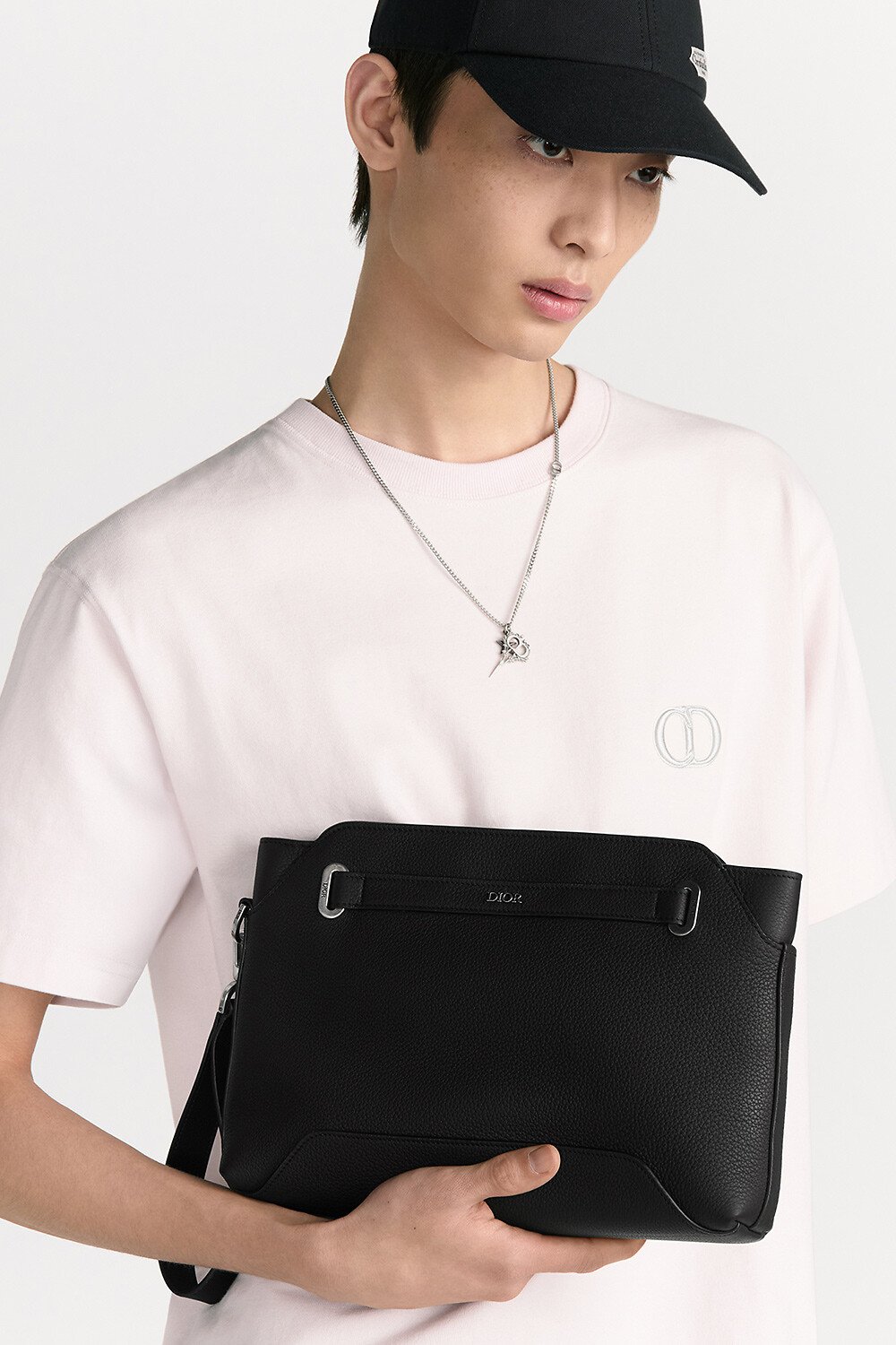 Dior Normandie A5 三角形手拿包 黑色 Dior Icons 牛皮革 