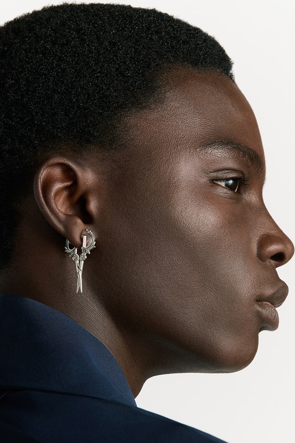 CD Icon 耳环 银色饰面铜合金 