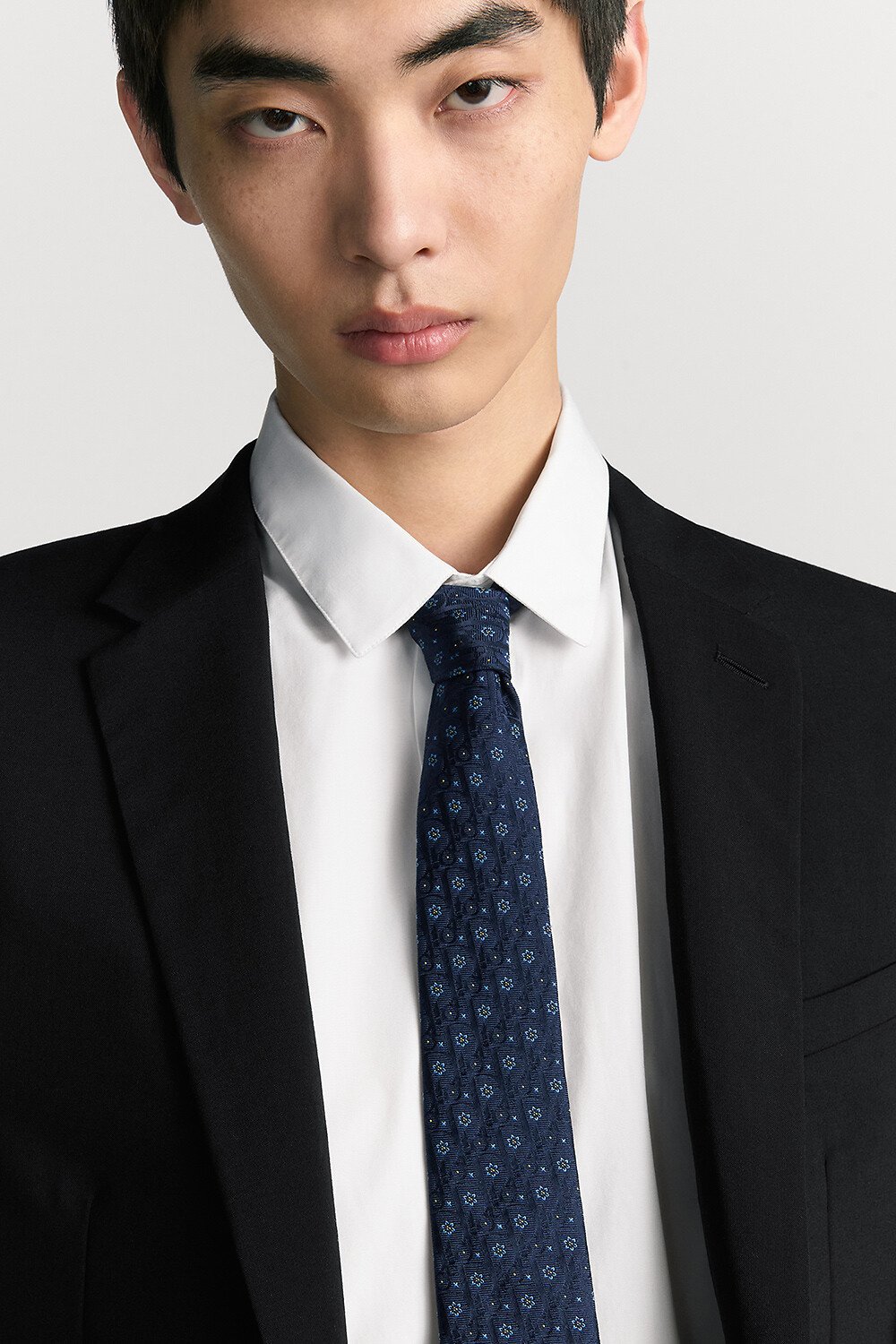 Dior 印花领带 海军蓝色和淡蓝色桑蚕丝面料 Oblique Revival 印花 