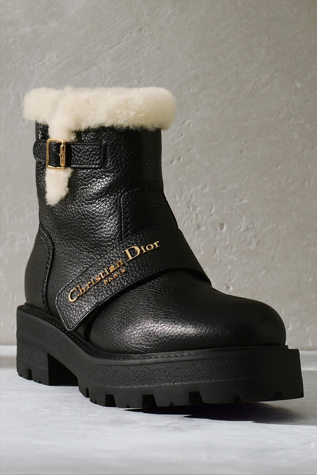 Dior ショート　ブーツ DIOR | ブーツ|ウィメンズ｜ディオール公式オンラインブティック