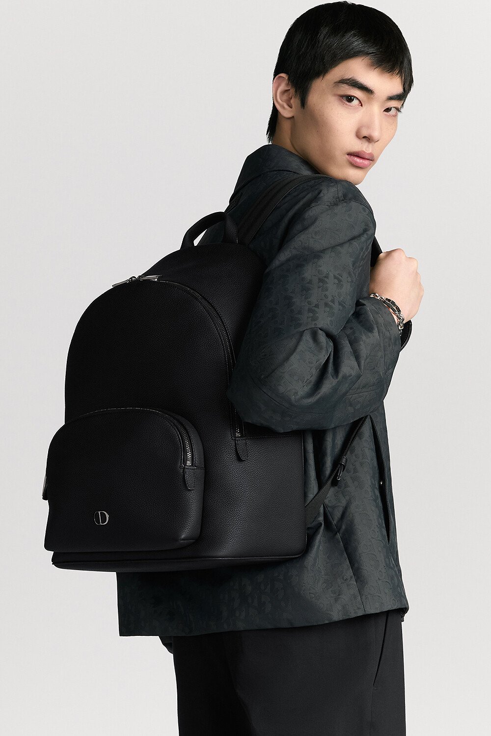 CD Icon Zipped Backpack Black Matte Grained Calfskin 