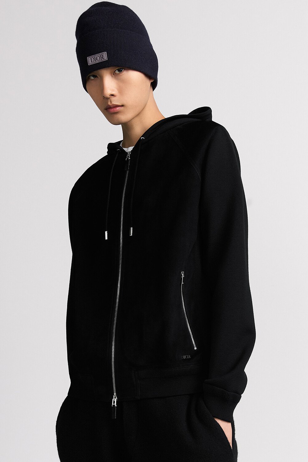 Dior Icons 拉链连帽运动衫 黑色绵羊毛针织面料和绒面革 