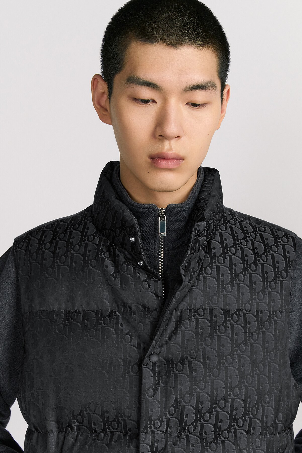 羽绒背心 黑色棉质混纺面料 Oblique 印花 