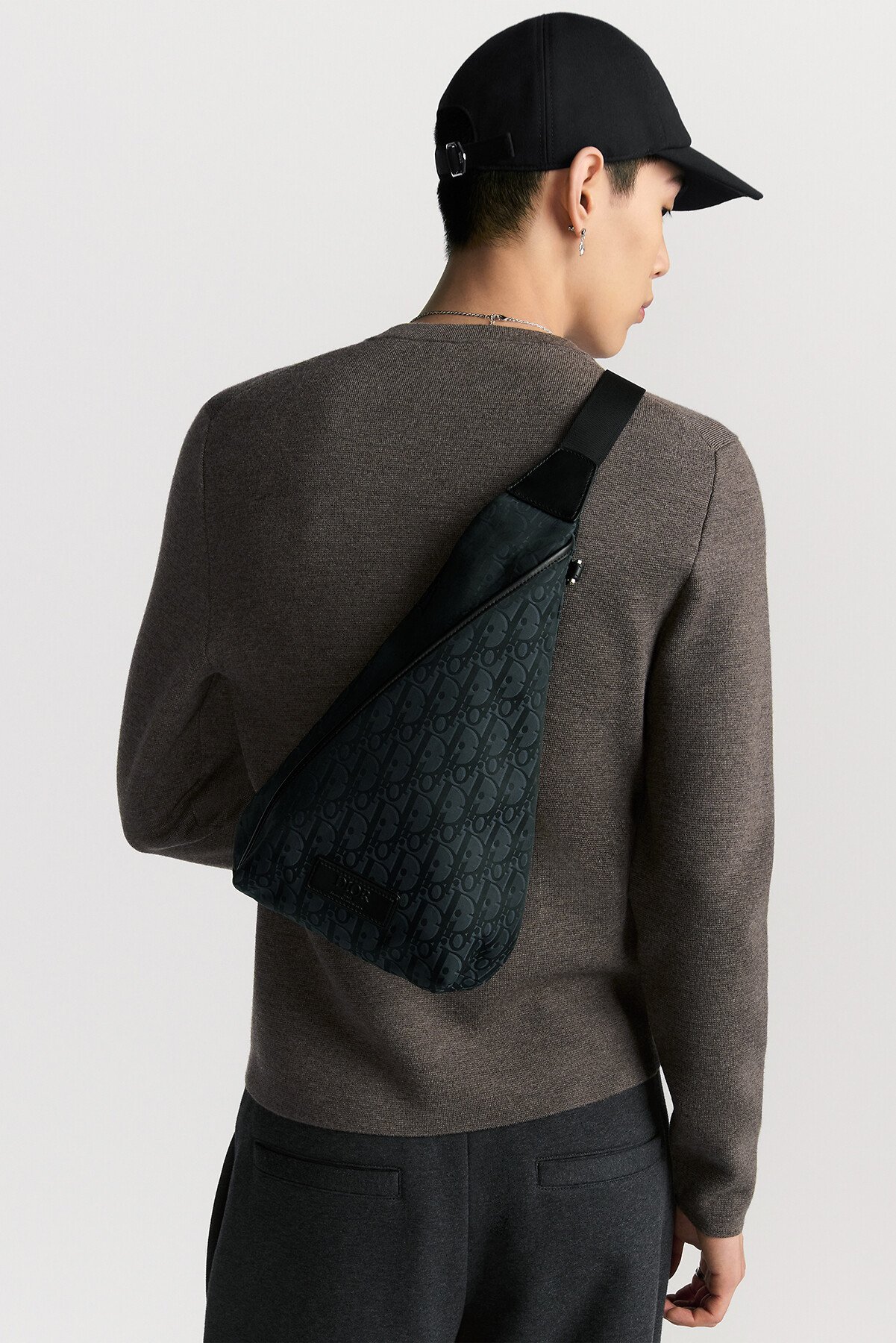 Dior Trek 拉链单肩包 黑色 Oblique 印花尼龙 