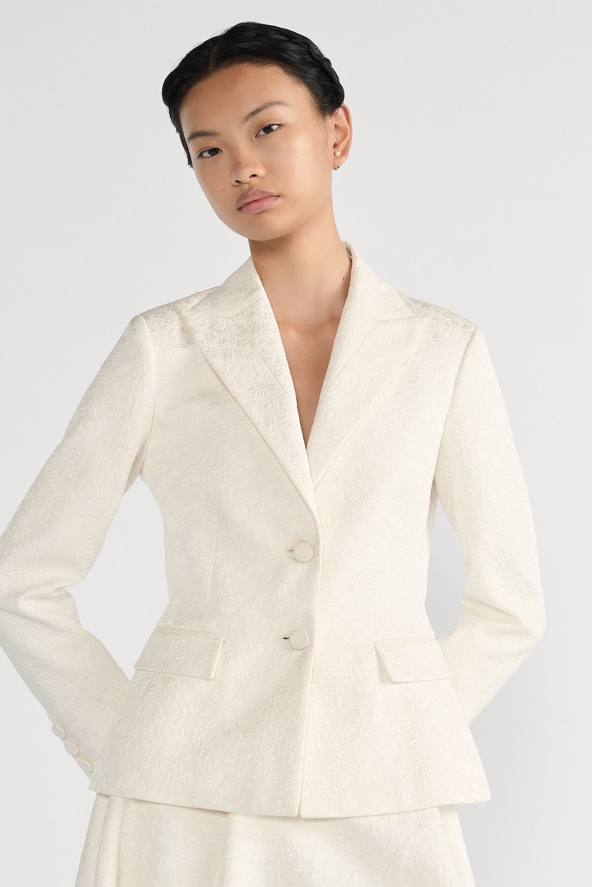 修身西装外套 米白色棉质和桑蚕丝混纺面料普罗旺斯风格绗缝 Millefiori 图案 