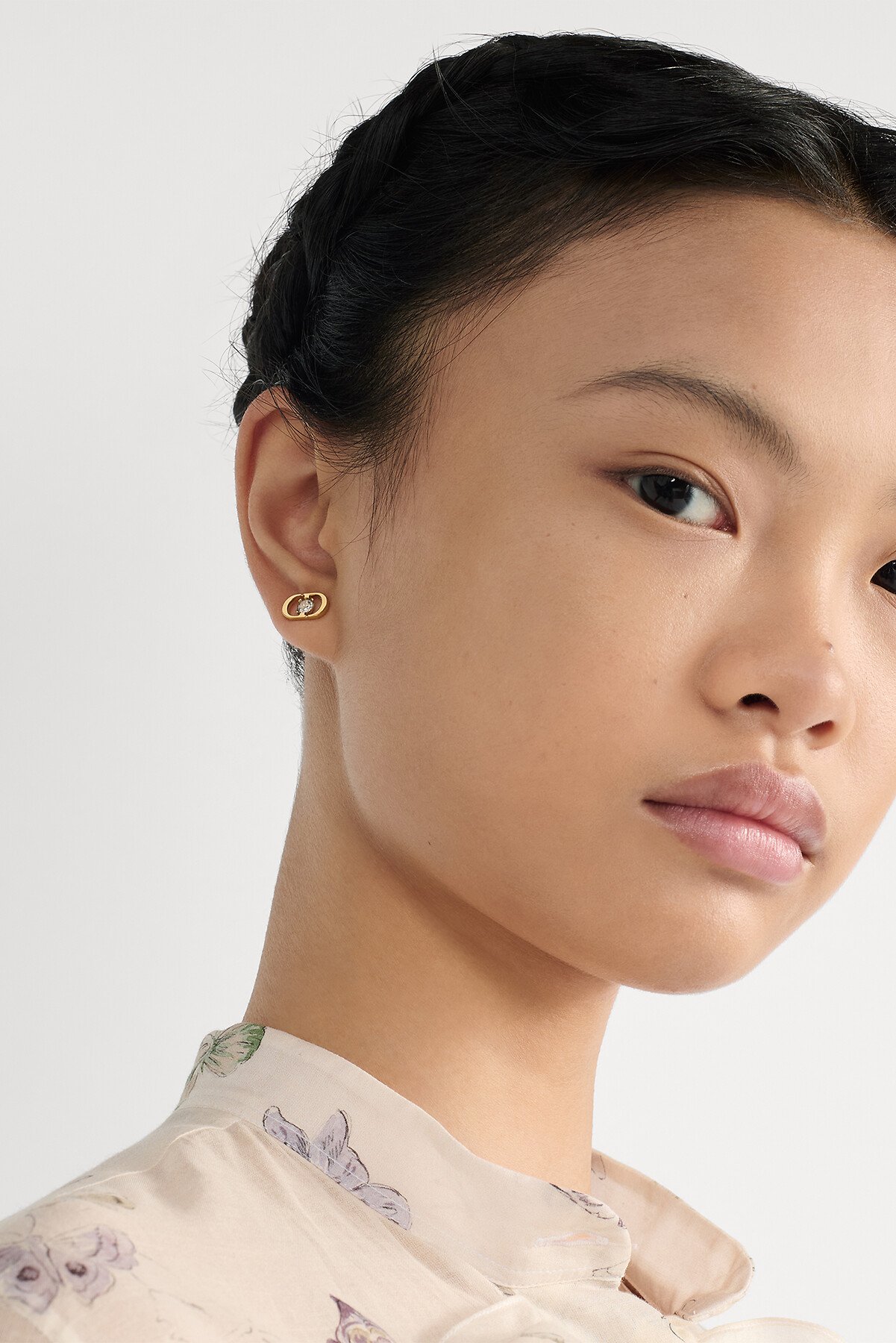 Petit CD Jolie Mini-Ohrstecker Metall mit Gold-Finish und Kristalle in Silberfarbe