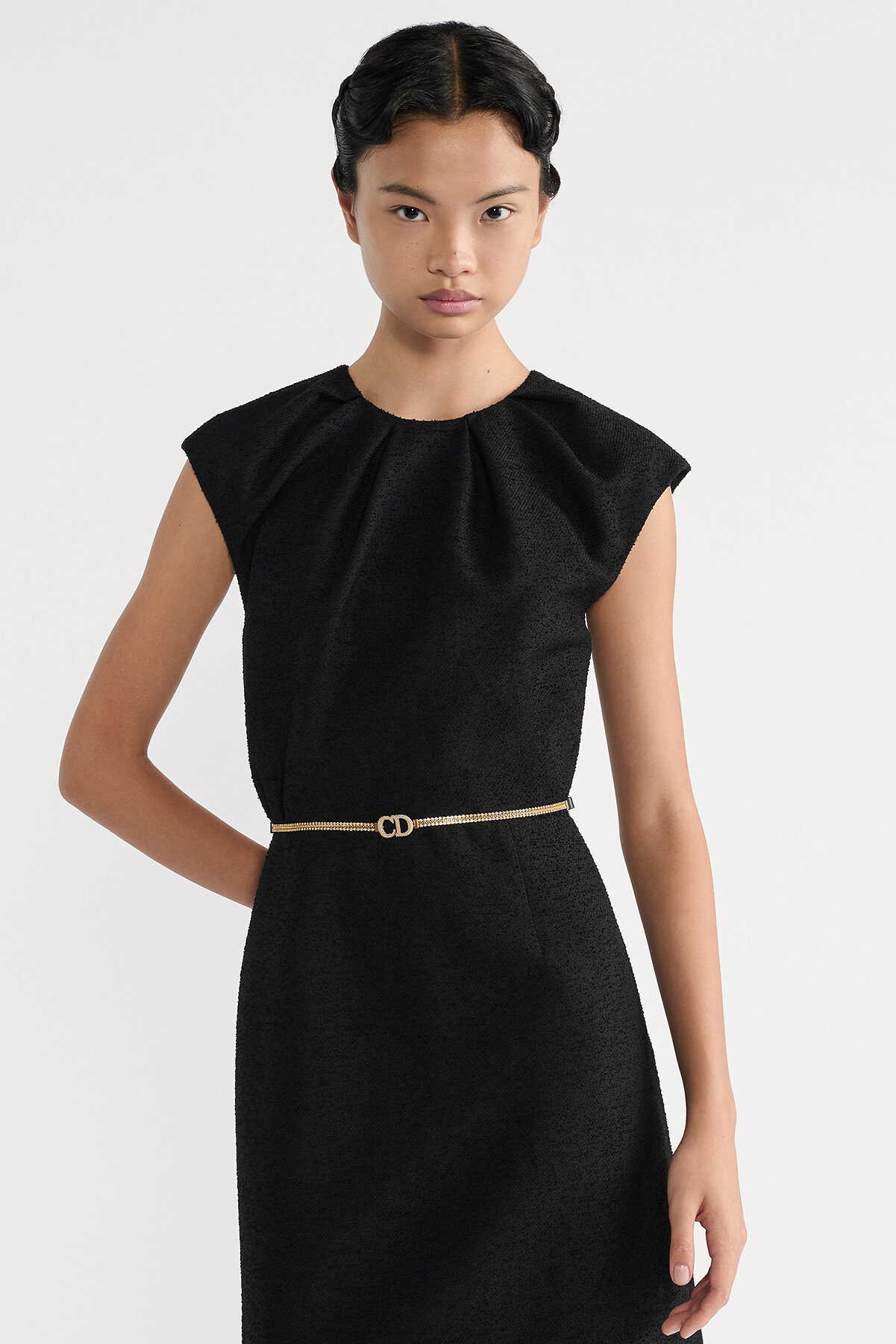 Saddle Chain Belt Gold-Finish Metal, Black Smooth Calfskin and Silver-Tone Crystals, 10 MM 