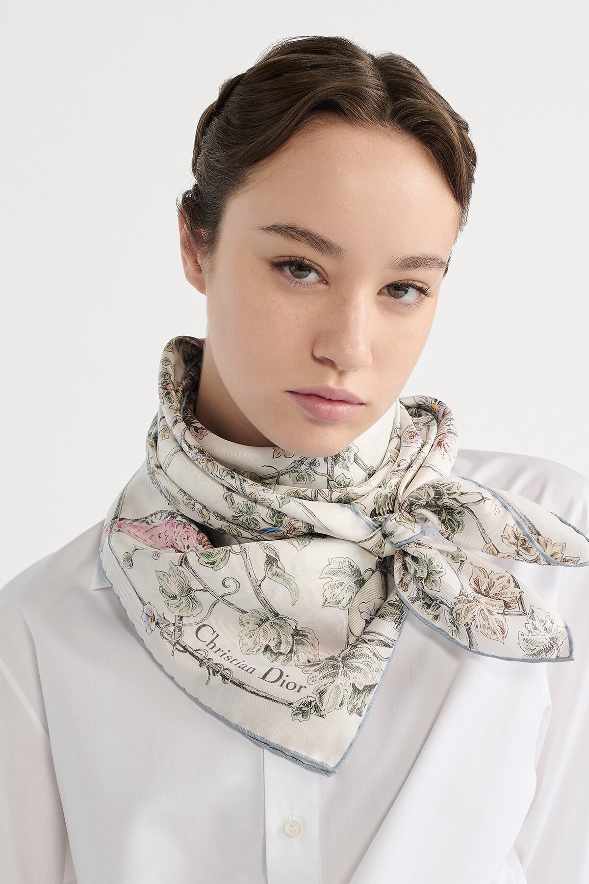 Jardin D-Étoile 90 Square Scarf Multicolor Silk Twill 