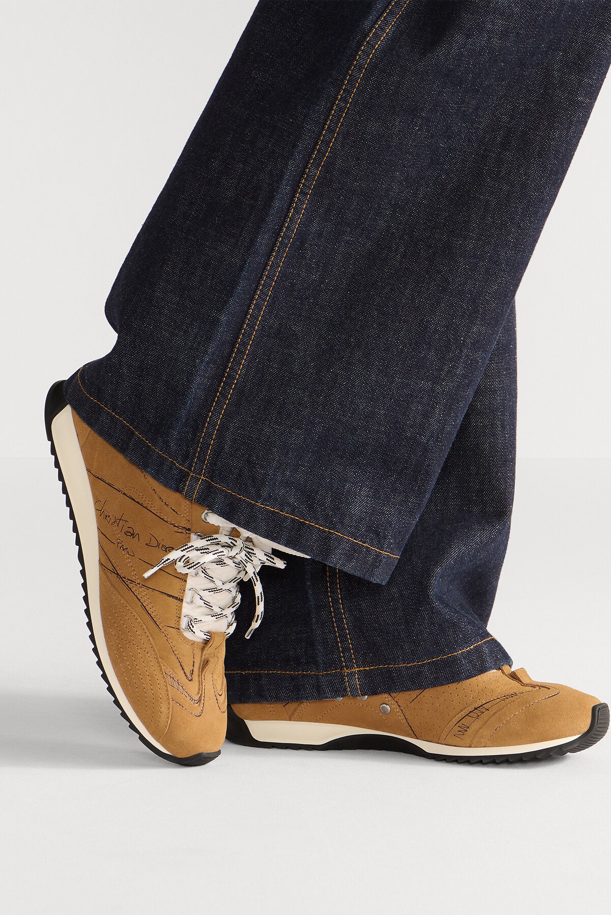 D-Sketch Sneaker Hazelnut Suede Calfskin