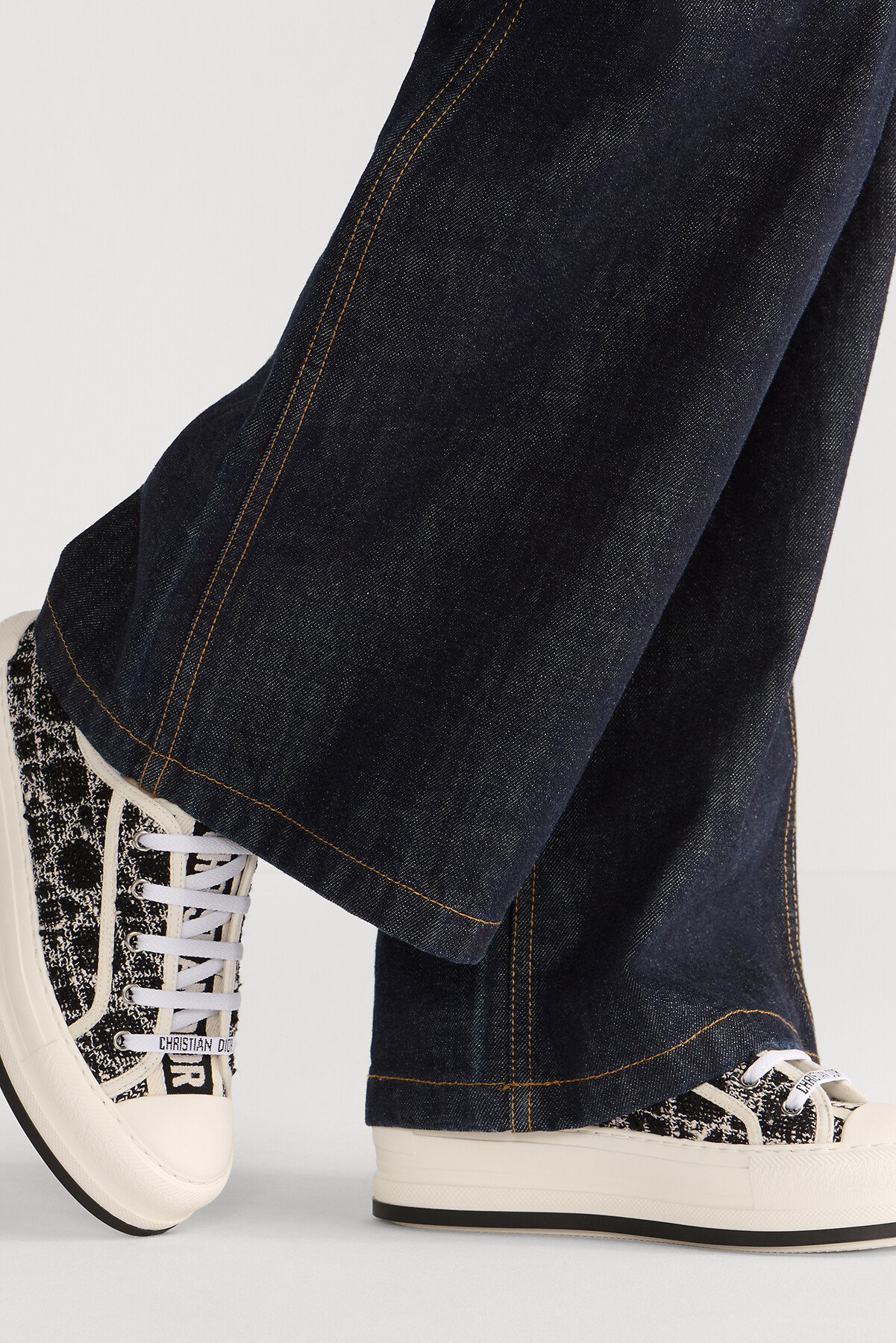 Walk'n'Dior Platform Sneaker Black Tweed with White Microcannage Motif 