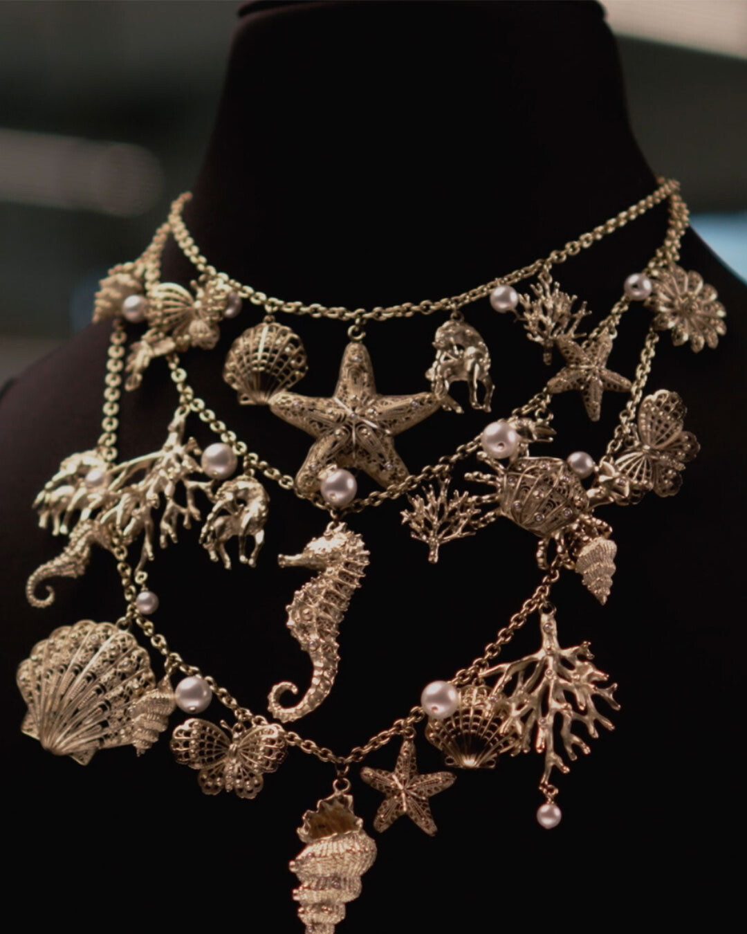 DIOR | folder-news-and-events - news-savoir-faire - Fashion