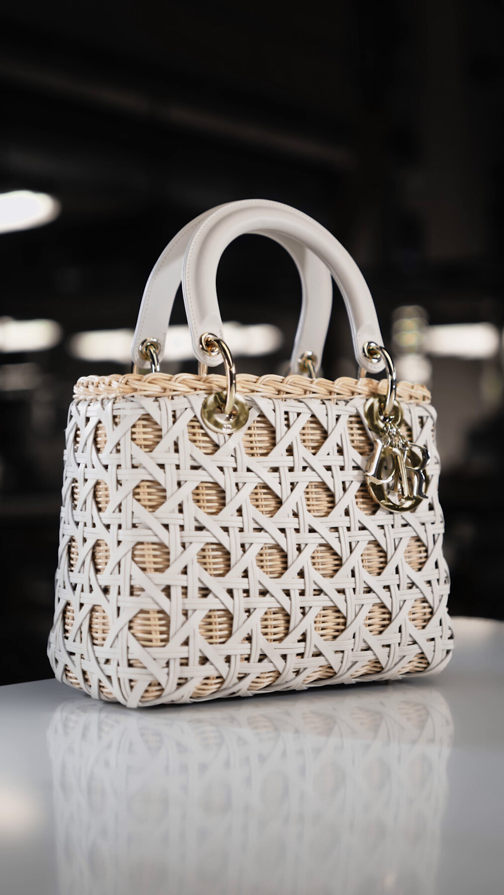 DIOR | folder-news-and-events - news-savoir-faire - Fashion