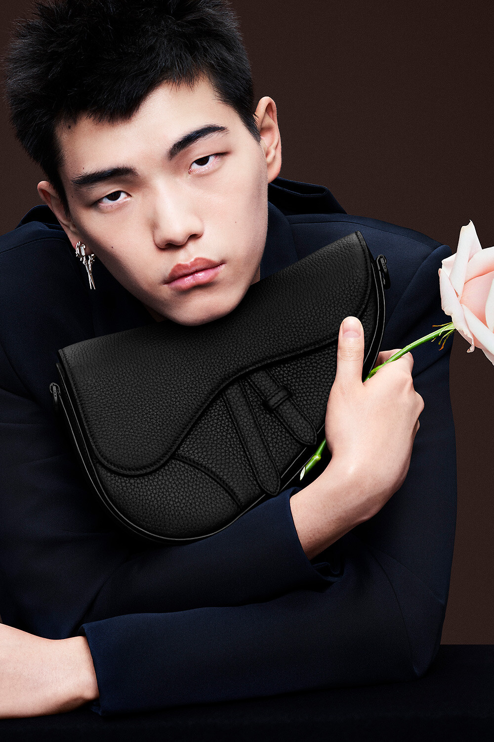 Dior Oblique SADDLE bag オブリーク サドル バッグ DIOR（ディオール）』のアイコニックなデザイン！SADDLE（サドル