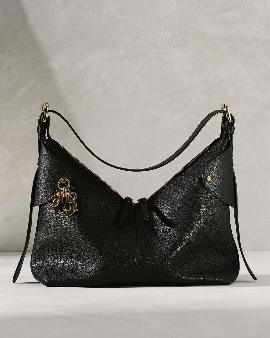 DIOR | Lady Dior Freesia カードホルダー カナージュ パテントカーフ