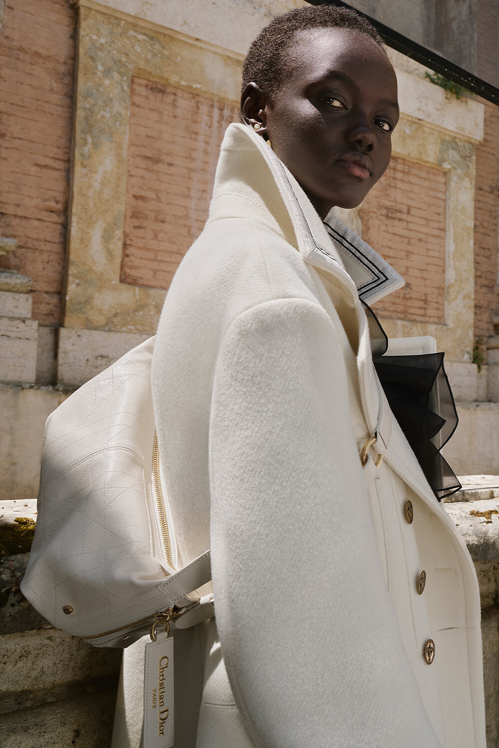 Christian Dior 2022ss コレクション チェックスカート ディオール】大人可愛い、シックな「チェックスカート」をモノトーンで