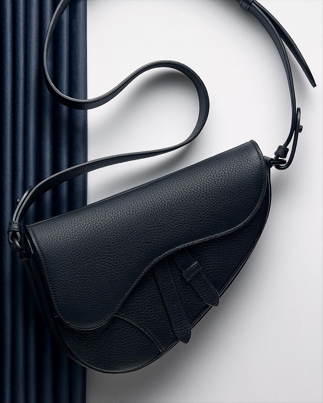 Diorギフトティング Amazon.co.jp: Dior アートオブギフティング ギフト クラッチ (S