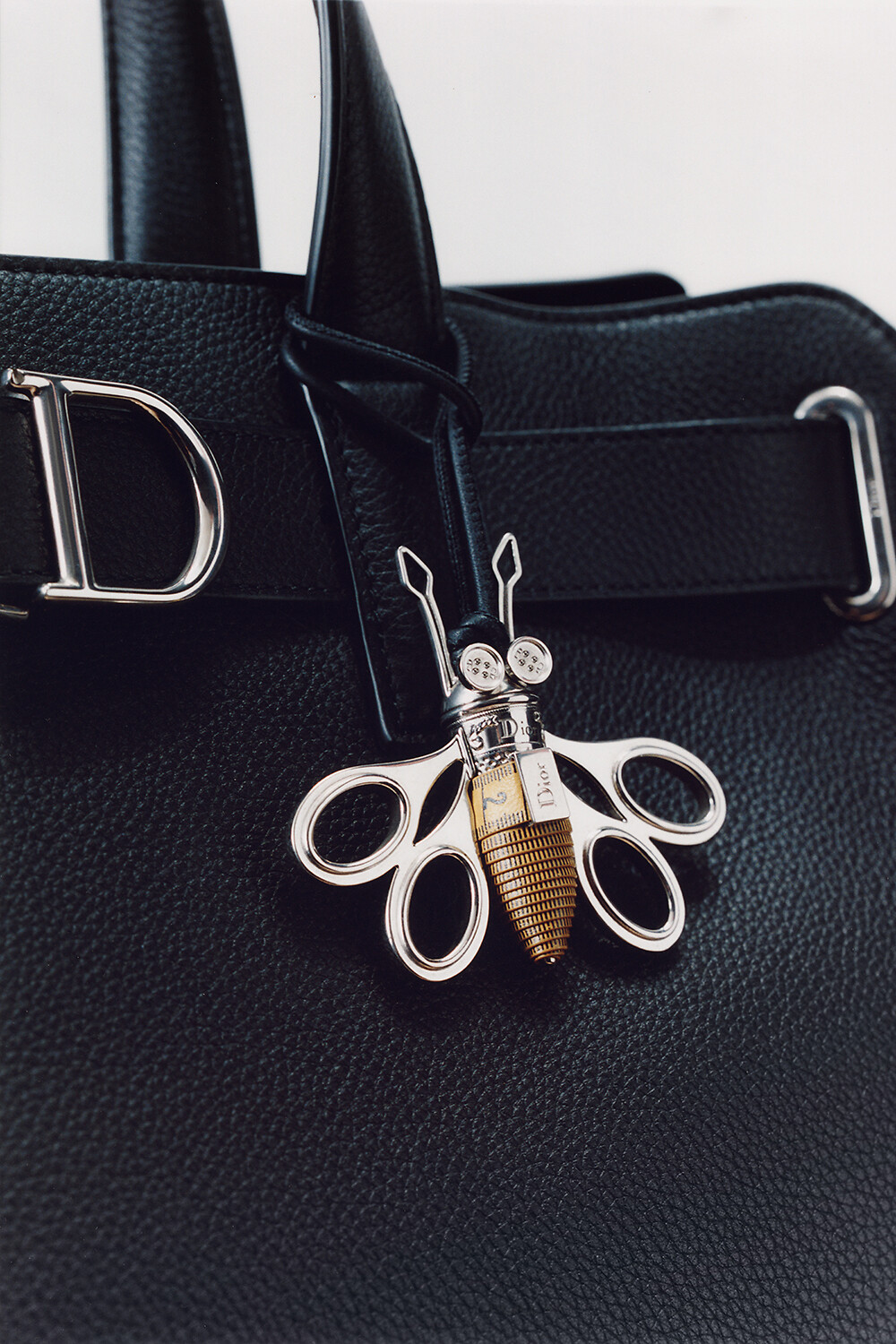 DIOR | キーホルダー|メンズ｜ディオール公式オンラインブティック