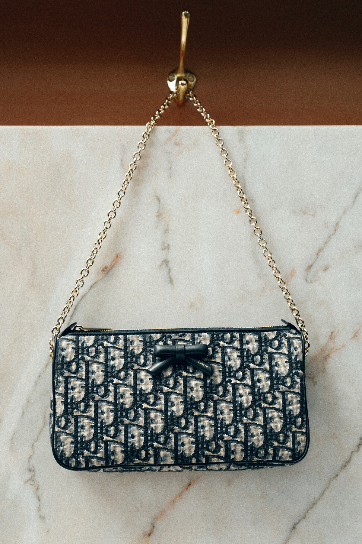 DIOR | スマートフォンケース＆アクセサリー| ディオール公式