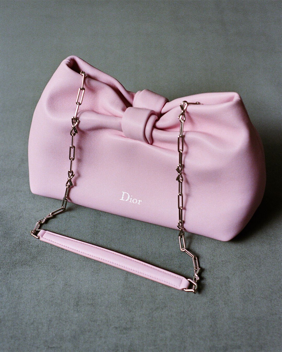 DIOR | ウィメンズファッション｜ディオール公式オンラインブティック